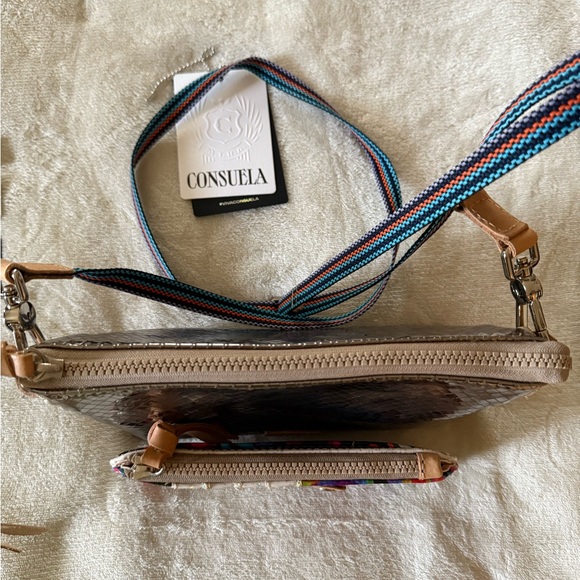 Consuela Kyle Midtown Crossbody Bag and Sophie Card organizer - Picture 3 of 8